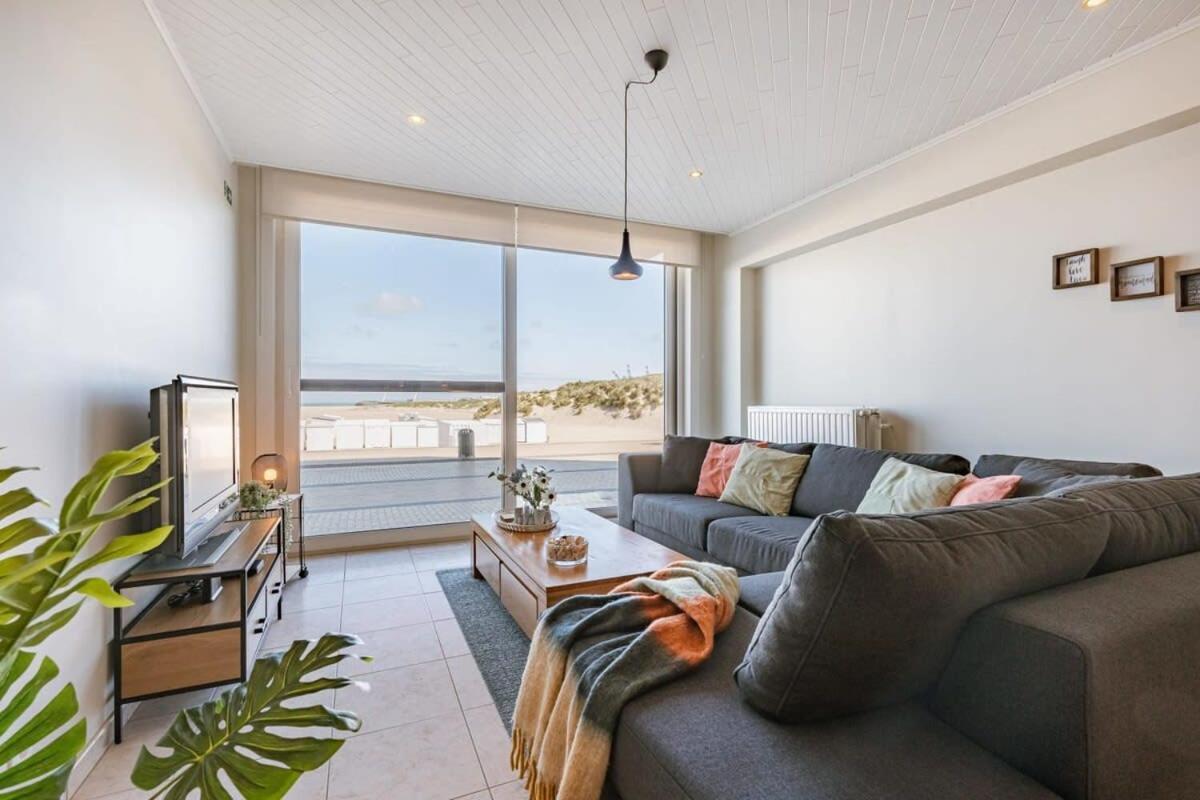 Huswell - Beachfront Apartment In Zeebrugge Ngoại thất bức ảnh