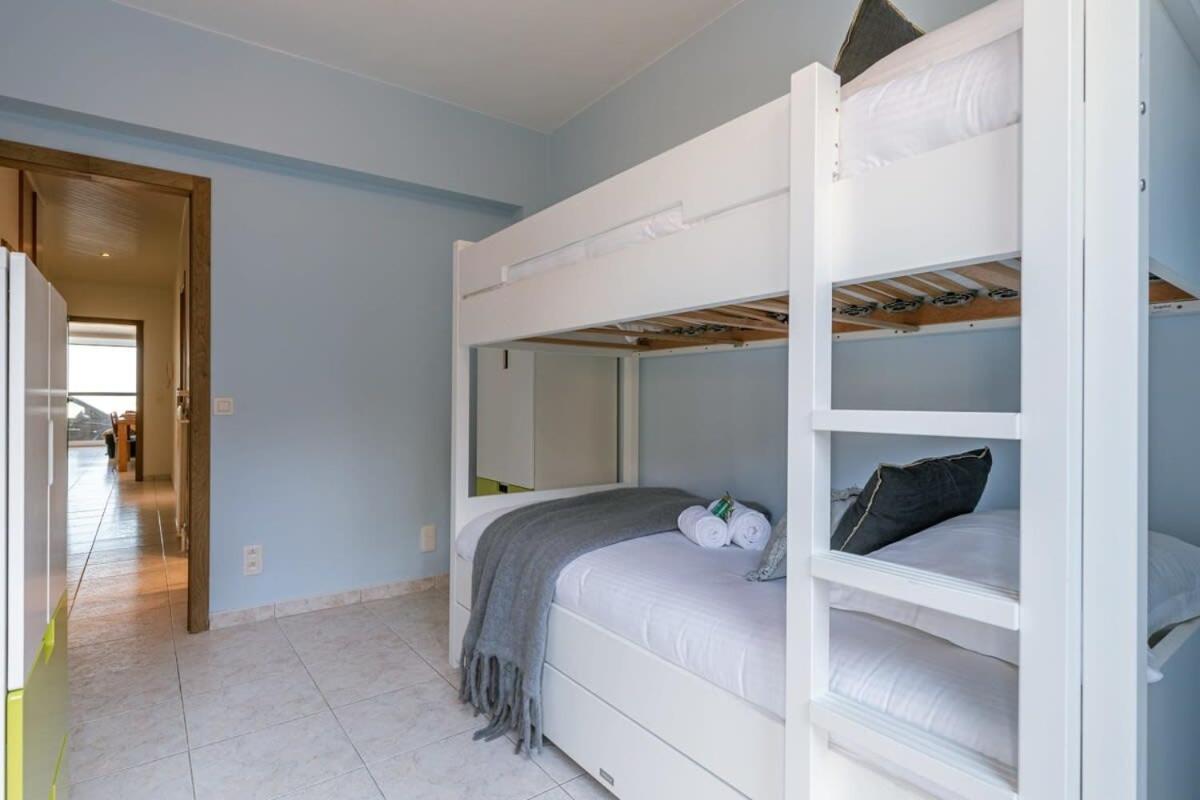 Huswell - Beachfront Apartment In Zeebrugge Ngoại thất bức ảnh